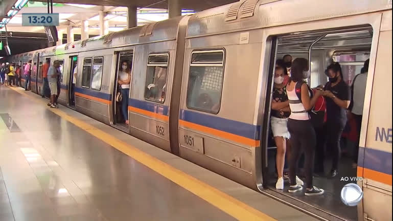 Vídeo: Metrô do DF não vai funcionar no próximo domingo (2)