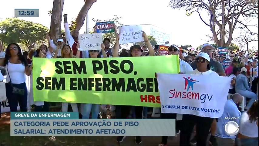 Vídeo: Enfermeiros entram de greve e pedem aprovação do piso salarial