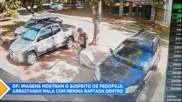 Vídeo: Imagens mostram suspeito de pedofilia arrastando mala com menina raptada