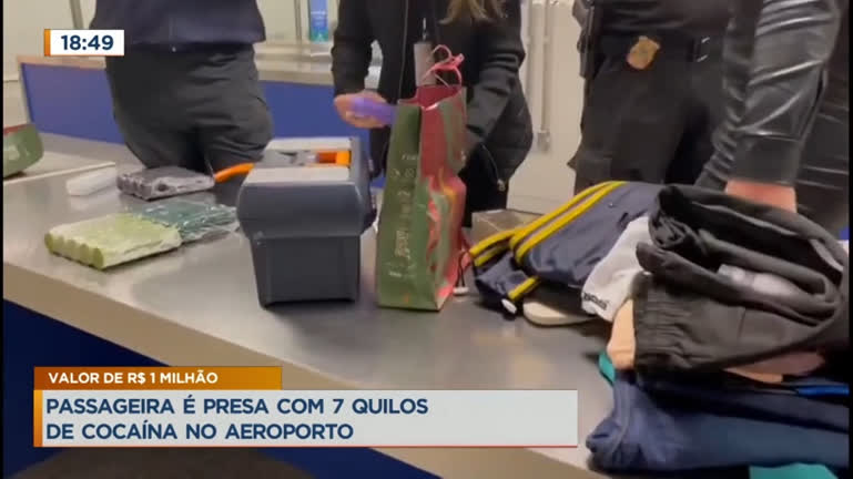 Vídeo: Passageira é presa com 7 quilos de cocaína no aeroporto de Brasília