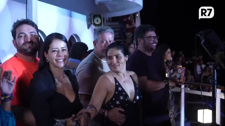 Vídeo: Arthur Lira é flagrado em show na primeira noite de cruzeiro do Safadão