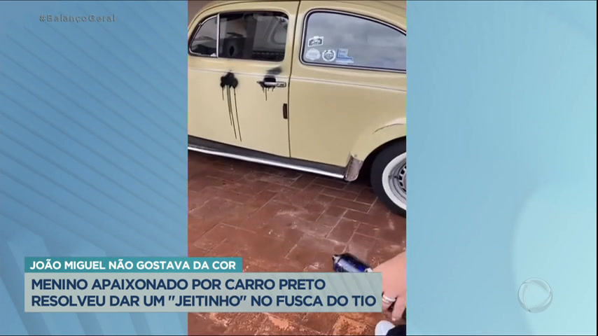 Menino viraliza ao pintar carro da família com tinta spray: 'quero viajar  num fusca preto'; veja vídeo, Mato Grosso do Sul