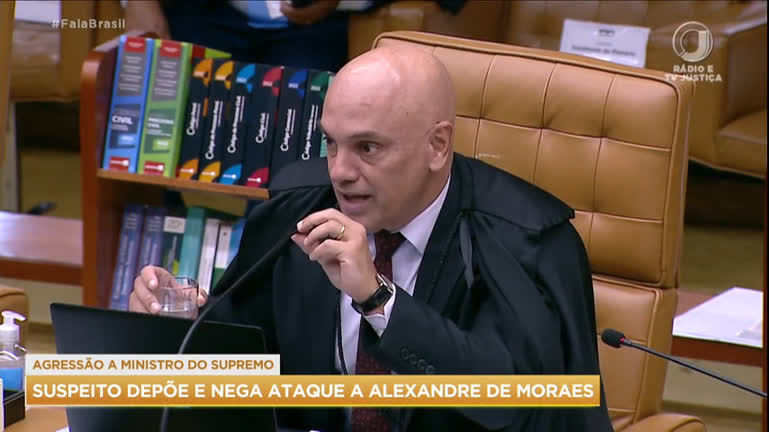 Vídeo: Suspeito de hostilizar Alexandre de Moraes presta depoimento à PF