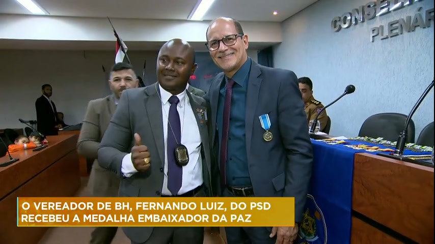 Vídeo: Vereador de BH, Fernando Luiz (PSD) recebe medalha Embaixador da Paz
