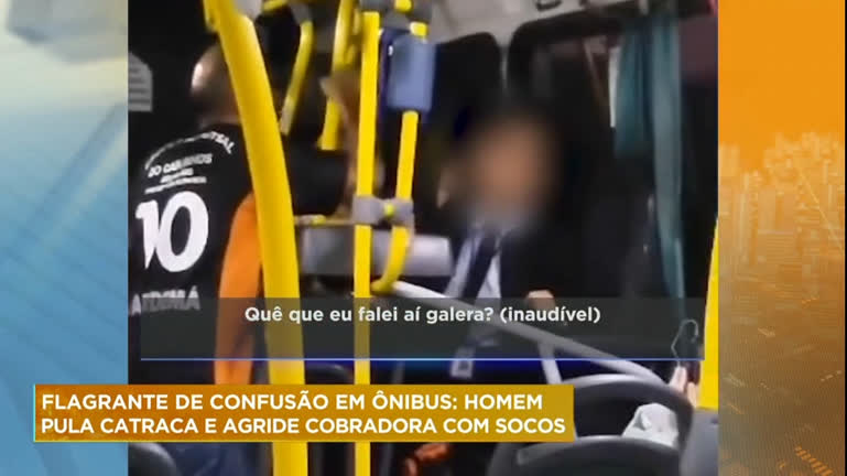 Vídeo: Homem pula catraca e agride cobradora de ônibus com socos em Minas Gerais