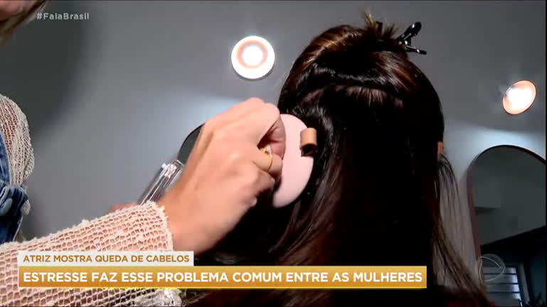 Vídeo: Fatores emocionais podem influenciar na queda dos cabelos