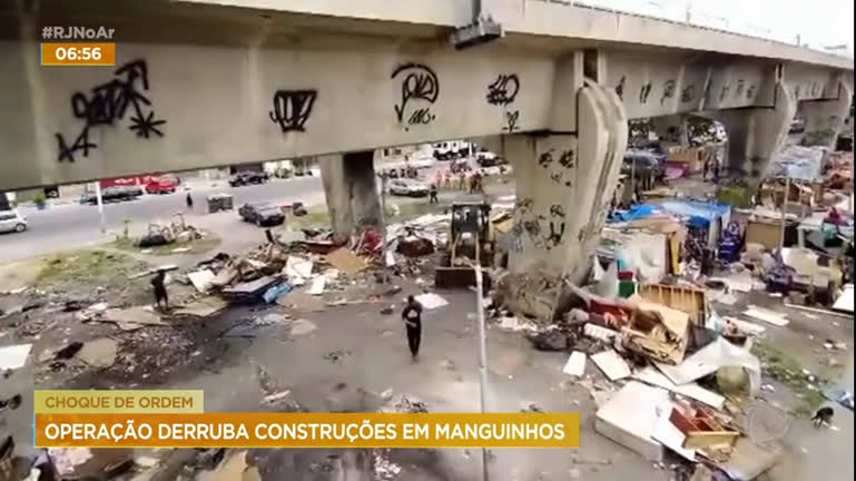 Vídeo: Construções irregulares são demolidas na zona norte do Rio