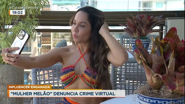 Vídeo: "A internet não é terra de ninguém", diz modelo após denunciar crime virtual no Rio