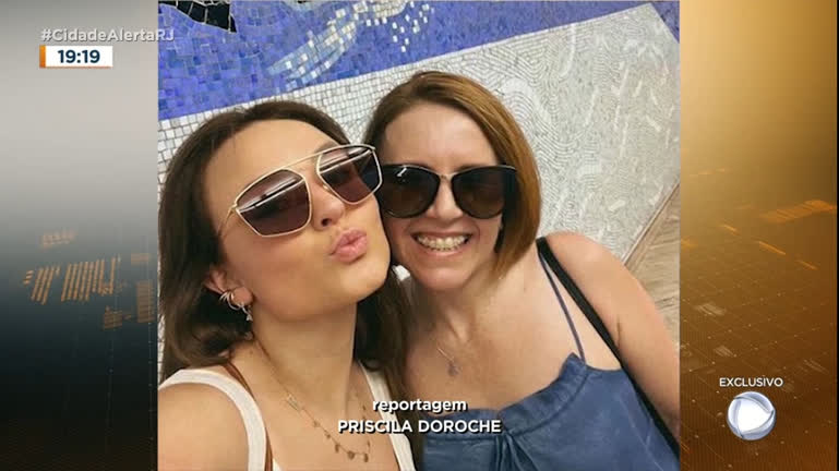 Vídeo: Profissional que trabalhava com a família de Larissa Manoela diz que a mãe agredia a atriz, em entrevista