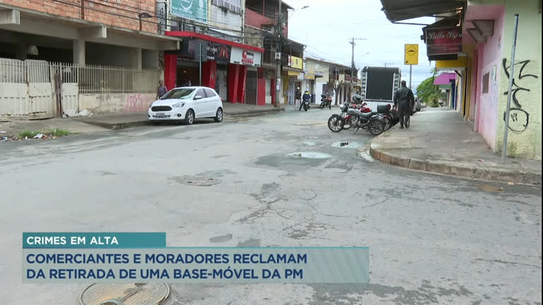 Vídeo: Comerciantes e moradores de Ribeirão das Neves (MG) reclamam da retirada de base-móvel da PM