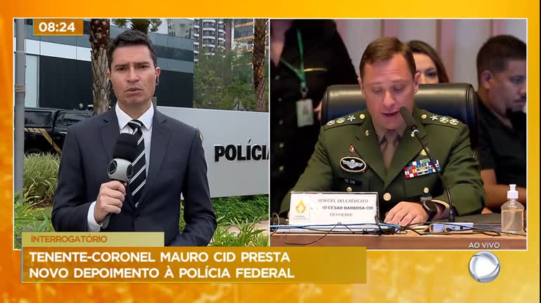 Vídeo: Mauro Cid presta novo depoimento à Polícia Federal após falha no sistema de gravação