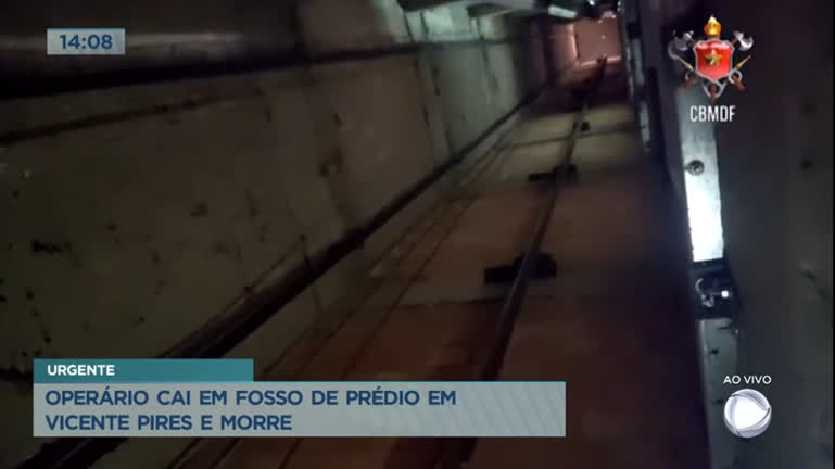 Vídeo: Operário cai em fosso de prédio em Vicente Pires (DF) e morre