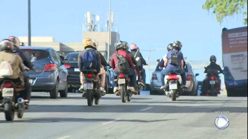 Vídeo: Tráfego de motociclistas cresce 40% na última década em BH