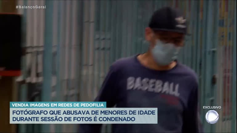 Vídeo: Roberto Cabrini vai atrás de repórter condenado por pedofilia em Santa Catarina
