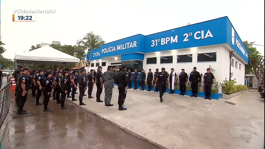Vídeo: Polícia Militar inaugura base no Terreirão, na zona oeste do Rio