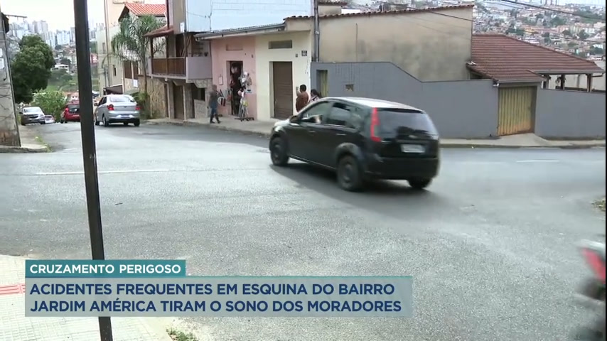 Vídeo: Moradores denunciam cruzamento perigoso em bairro da região oeste de Belo Horizonte