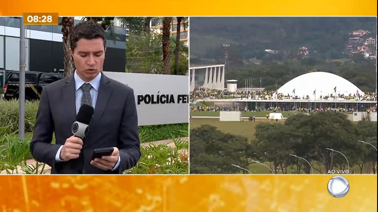 Vídeo: PF faz buscas em endereços de sobrinho de Bolsonaro na 19ª fase da operação Lesa Pátria