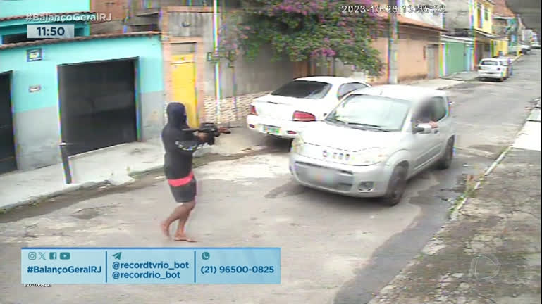 Vídeo: VÍDEO: Ladrão reconhece vítima e desiste de assalto no RJ
