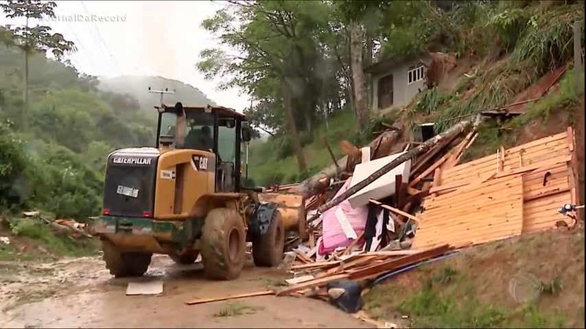  Inmet emite alerta vermelho de tempestade para parte do Paraná