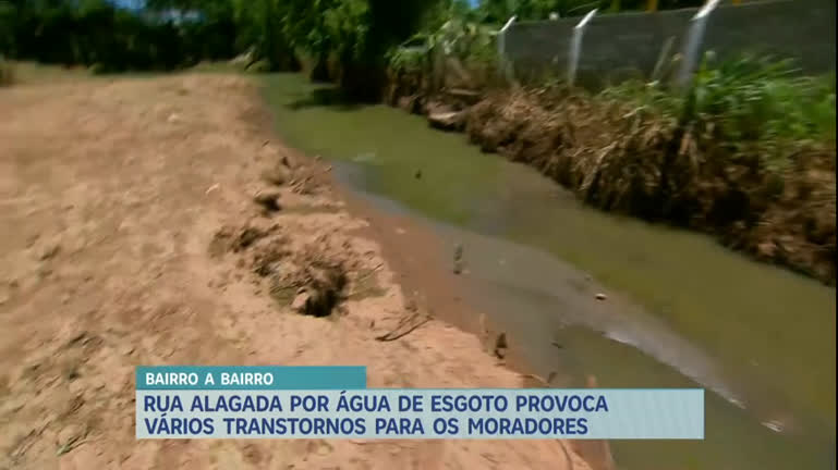 Vídeo: Bairro a Bairro: rua alagada por água de esgoto provoca transtornos em Matozinhos (MG)