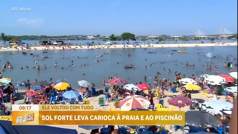 Vídeo: Forte calor leva cariocas à praia e ao piscinão de Ramos no fim de semana