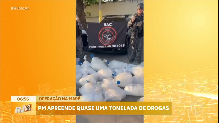 Vídeo: PM apreende uma tonelada de drogas durante operação na Maré (RJ)