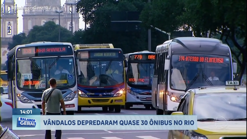Vídeo: Rio tem 30 ônibus depredados nos últimos dias; prejuízo é de quase R$ 2 milhões