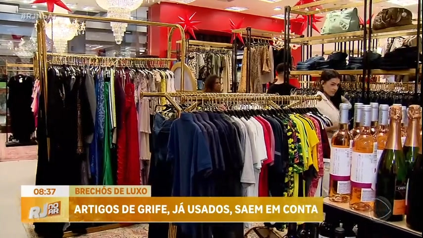 Vídeo: Artigos de grifes atraem consumidores em brechó de luxo no Rio
