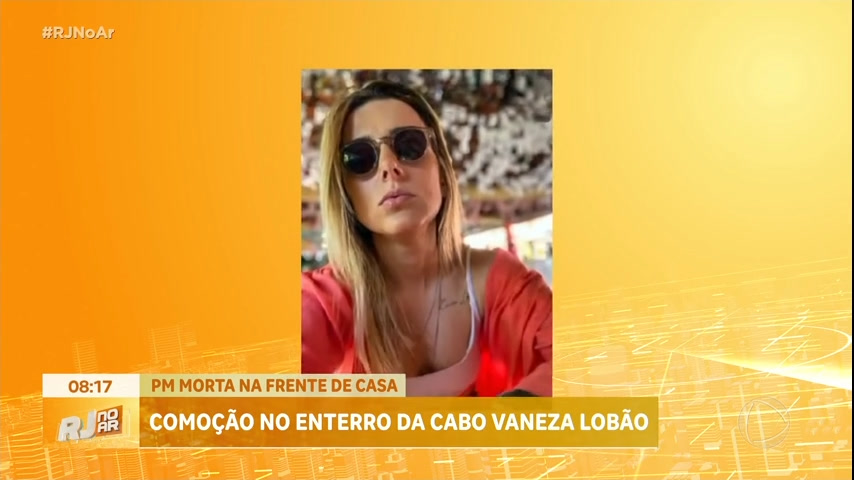 Vídeo: PM morta na frente de casa é sepultada no Rio