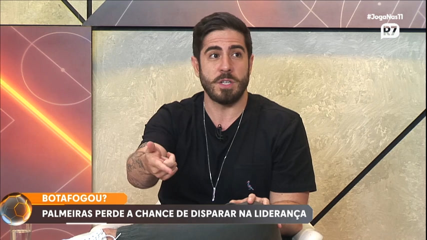 Vídeo: Podcast Joga nas 11 : "Botafogou"? Comentaristas avaliam tropeço do Palmeiras e briga pela liderança