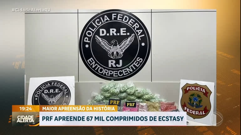 Vídeo: Policia apreende 67 mil comprimidos de ecstasy na Baixada Fluminense