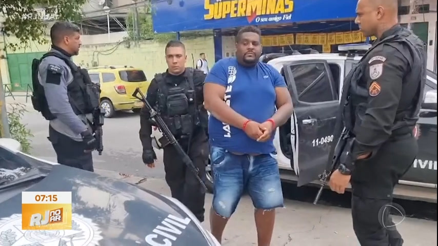 Vídeo: Polícia prende 'Hot Wheels', chefe do tráfico em São João de Meriti (RJ)