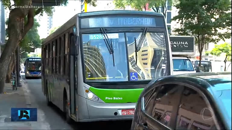 Vídeo: Motoristas de ônibus ameaçam fazer greve em São Paulo três dias após paralisação nos trens e metrô