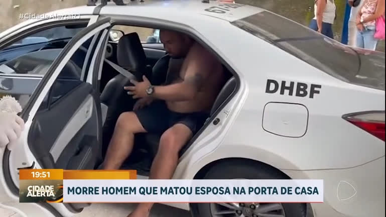 Vídeo: Homem que matou esposa na porta de casa morre baleado na Baixada Fluminense
