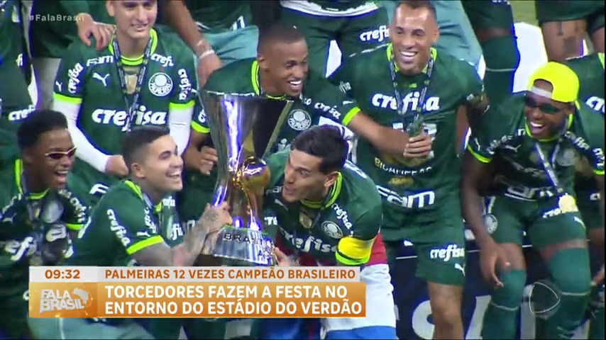 Vídeo: Fala Esporte: Palmeiras vence Brasileirão pela 12ª vez e torcedores tomam conta de avenida em frente ao CT do time