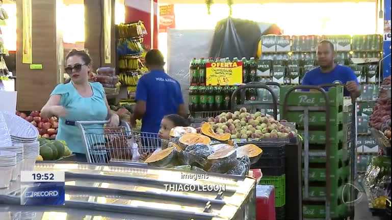 Vídeo: Produtos de ceia de fim de ano tem alta de 15% nos preços