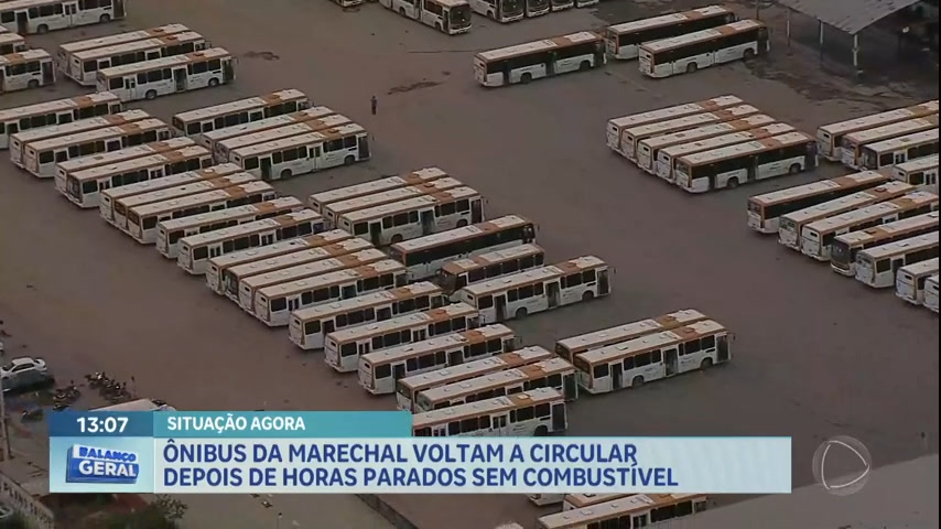 Vídeo: Ônibus na Marechal voltam a circular após horas parados sem combustível