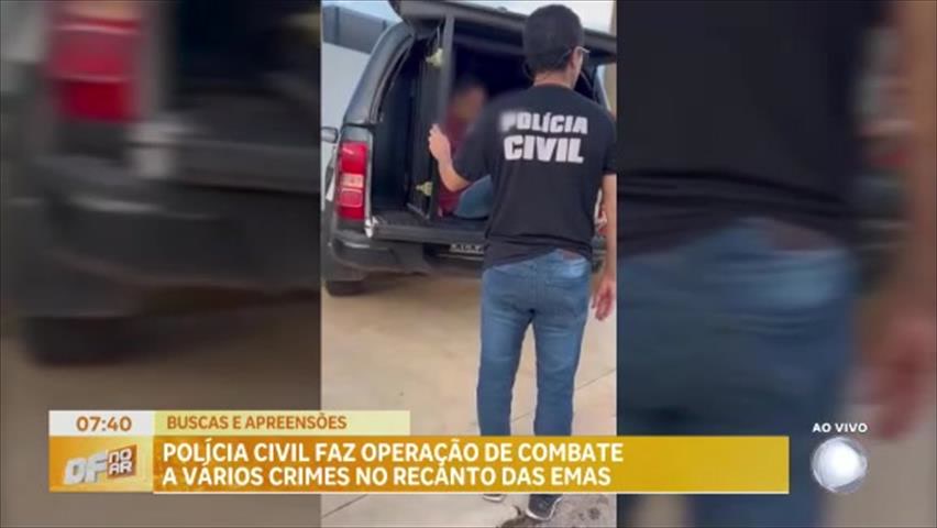 Vídeo: Polícia Civil faz operação de combate a vários crimes no Recanto das Emas (DF)