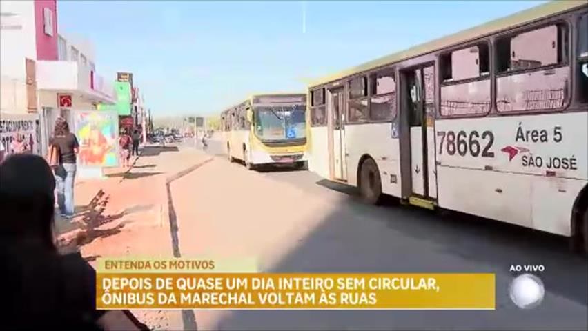 Vídeo: Depois de quase um dia sem circular, ônibus da Marechal voltam as ruas
