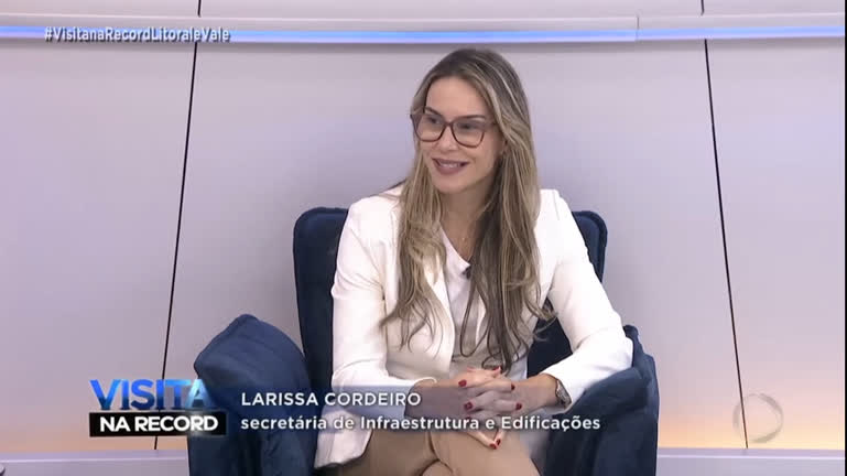 Larissa Oliveira - Recepcionista - Clinica Ultra X