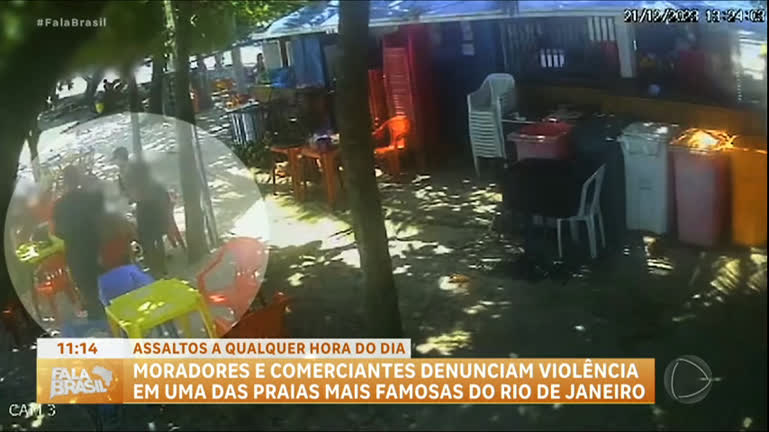 Vídeo: Criminosos roubam grupo de amigos em quiosque na Barra da Tijuca (RJ)
