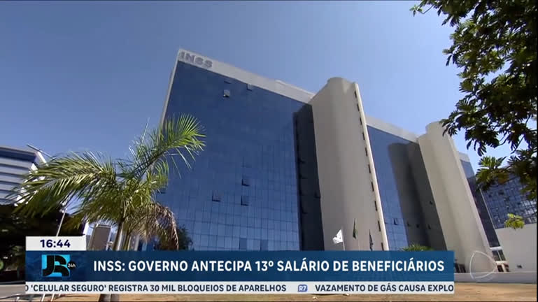Vídeo: Governo federal vai antecipar o pagamento do 13º salário de aposentados e pensionistas do INSS