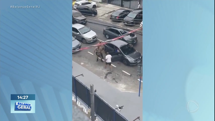 Vídeo: Guardas municipais e pai de aluno brigam na porta de um colégio, na Ilha do Governador