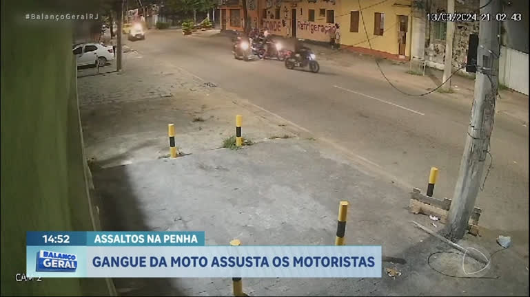 Vídeo: Gangue de moto assalta e aterroriza motoristas na Penha, zona norte do Rio