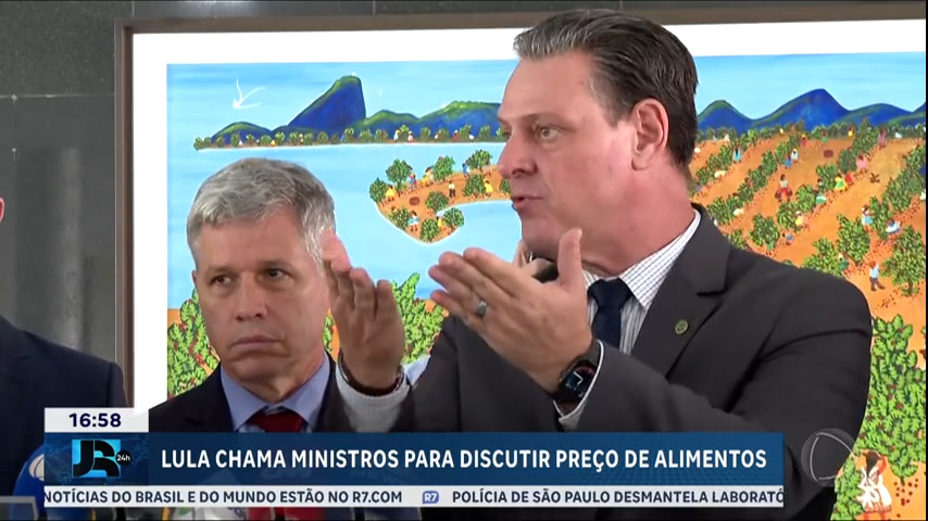 Vídeo: Lula chama ministros para discutir preço de alimentos