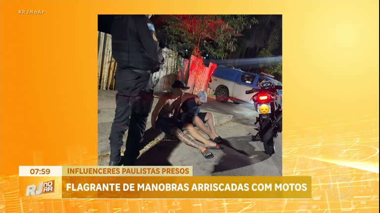 Vídeo: Vídeo: Influenciadores paulistas são presos em blitz por manobras arriscadas em motos no Rio