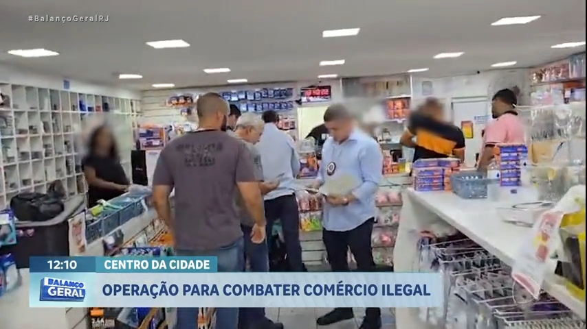 Vídeo: Polícia faz operação para combater comércio ilegal em lojas do centro do Rio