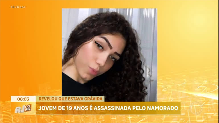 Vídeo: Jovem de 19 anos é assassinada dentro de casa pelo namorado em Rio das Pedras, zona oeste do Rio