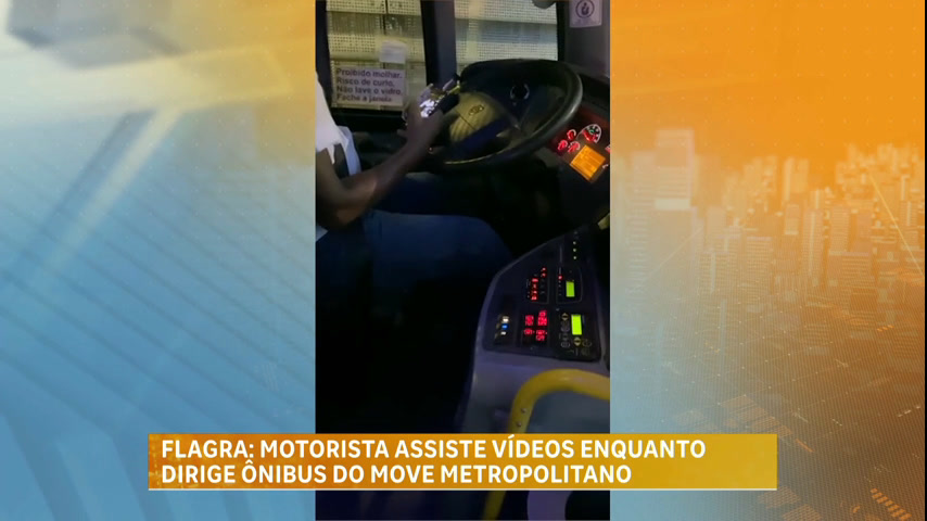 Vídeo: Passageiro flagra motorista de ônibus utilizando celular enquanto dirigia em BH