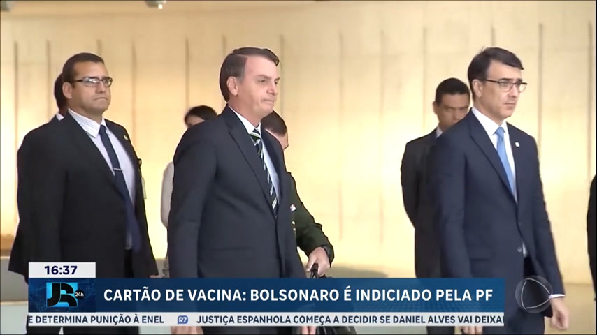 Vídeo: PF indicia Bolsonaro na investigação do suposto esquema de falsificação no cartão de vacina contra a Covid-19